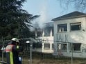 Feuer in leerstehenden Firmengebaeude Koeln Ostheim P04